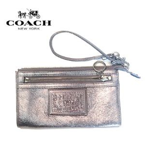 COACH Leather Poppy Silver Wristlet Wallet Clutch